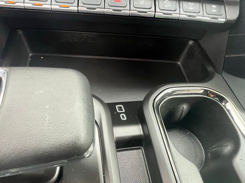 Used 2024 GMC Sierra 1500 AT4X image 28