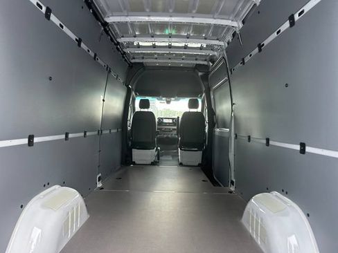 New 2026 Mercedes-Benz Sprinter 2500 image 28