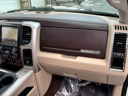 Used 2017 RAM 1500 Laramie w/ Convenience Group image 17