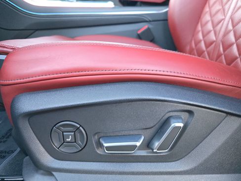 Certified 2024 Audi SQ8 Prestige image 27