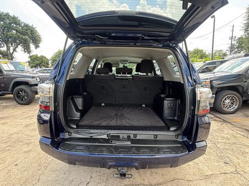 Used 2016 Toyota 4Runner SR5 RWD image 16