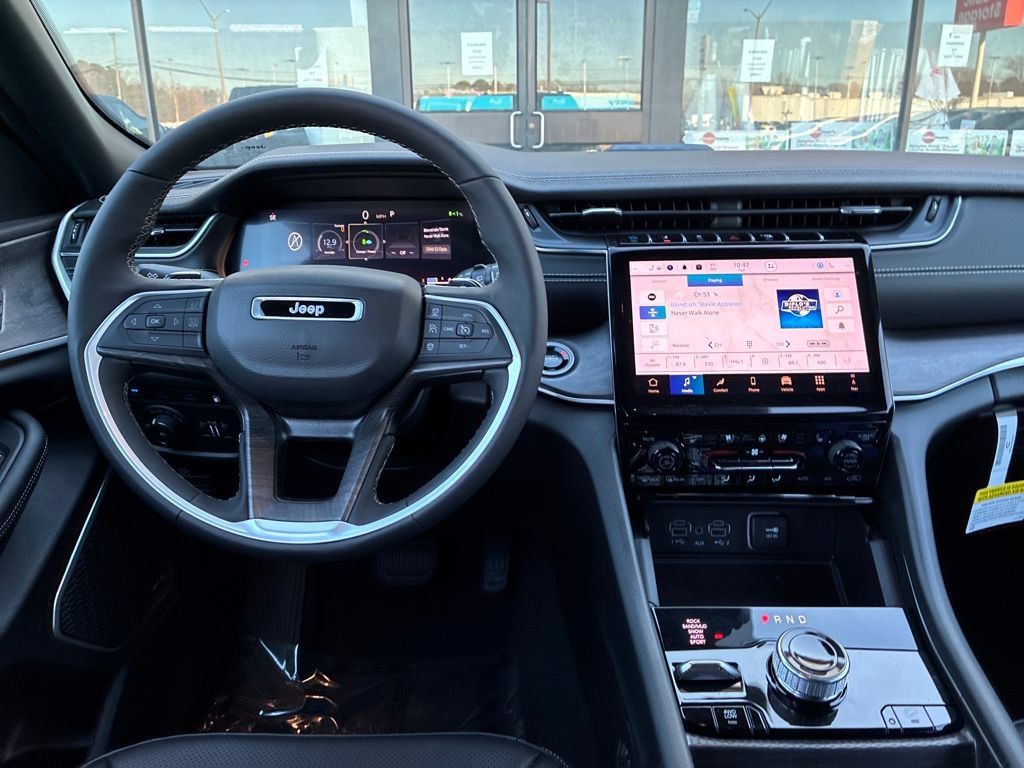 New 2024 Jeep Grand Cherokee Limited 4xe w/ Luxury Tech Group II AWD/4WD image 25