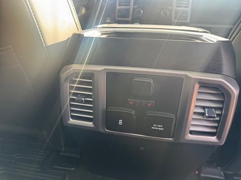 Used 2018 Ford F150 Platinum w/ Technology Package image 17