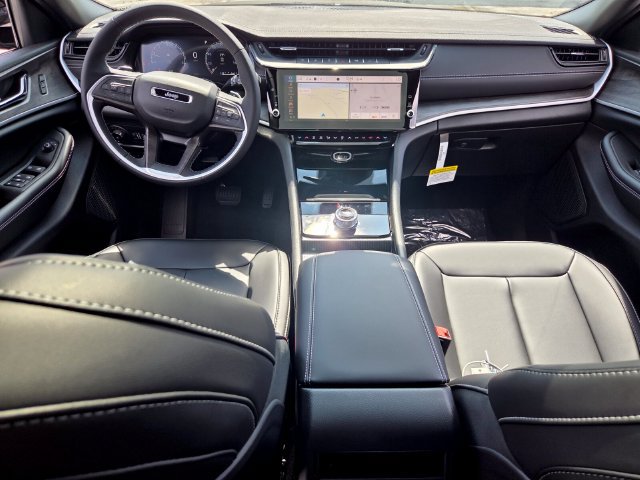 New 2027 Jeep Grand Cherokee Limited w/ Limited Altitude Package RWD image 14
