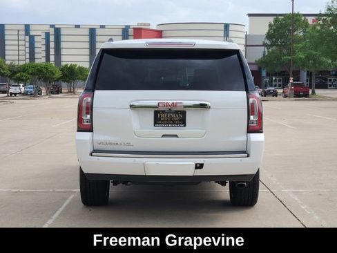 Used 2019 GMC Yukon XL Denali w/ Denali Ultimate Package AWD/4WD image 6
