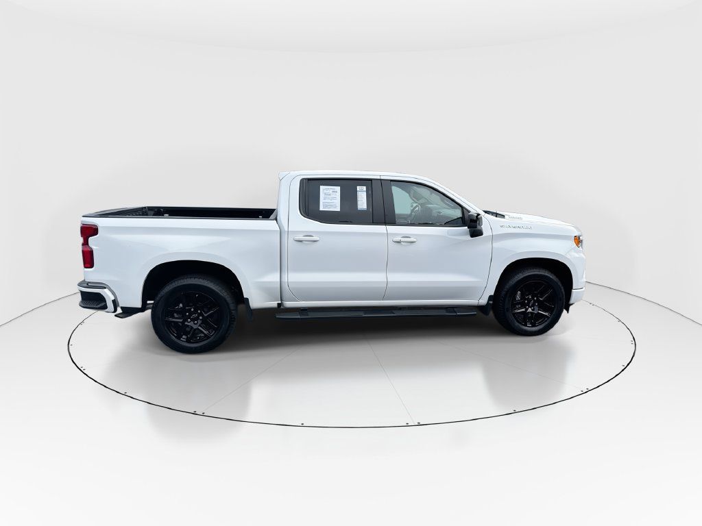 Used 2025 Chevrolet Silverado 1500 RST RWD image 9