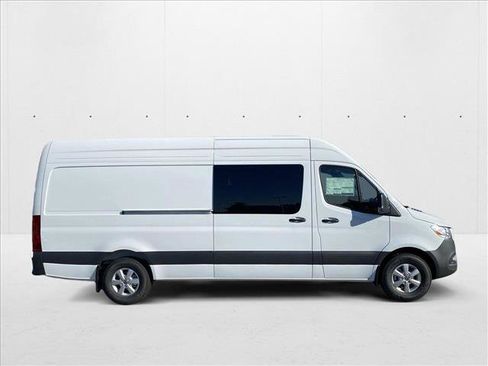 New 2025 Mercedes-Benz Sprinter 2500 image 8