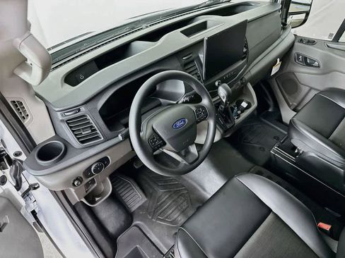 New 2026 Ford Transit 250 148 Medium Roof RWD image 2