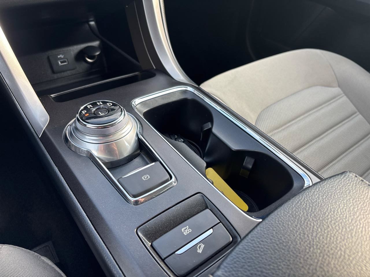 Used 2018 Ford Fusion S FWD image 18