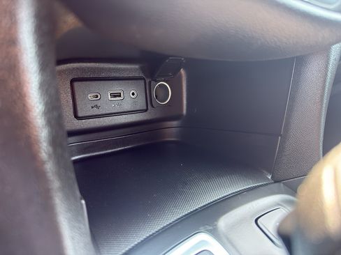 Certified 2023 Chevrolet Equinox LT AWD/4WD image 20
