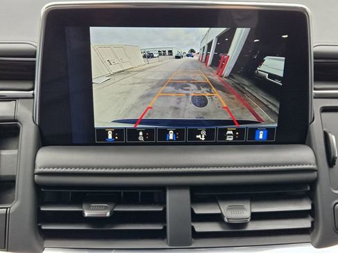 Used 2023 Chevrolet Tahoe LT w/ Luxury Package RWD image 19