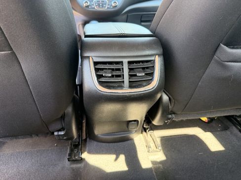 Used 2024 Chevrolet Malibu LT w/ Sport Edition image 24