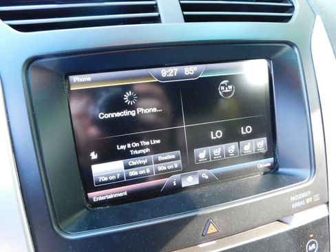 Used 2015 Ford Explorer Limited w/ Equipment Group 301A AWD/4WD image 9