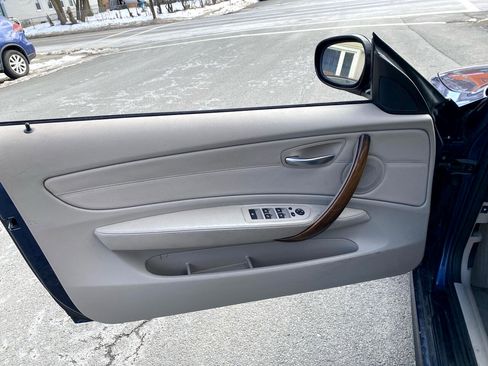 Used 2010 BMW 128i Convertible w/ Premium Pkg image 15