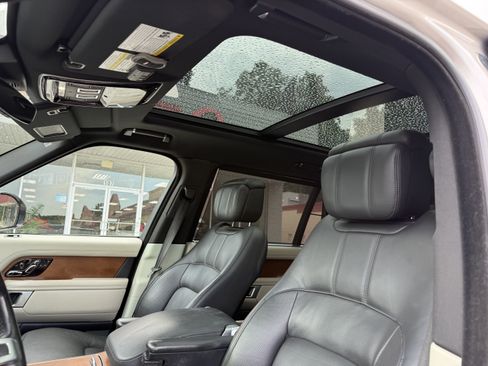 Used 2019 Land Rover Range Rover Long Wheelbase Supercharged AWD/4WD image 5