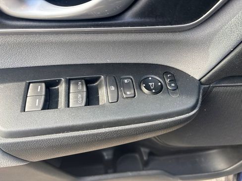 Used 2018 Honda CR-V EX image 17