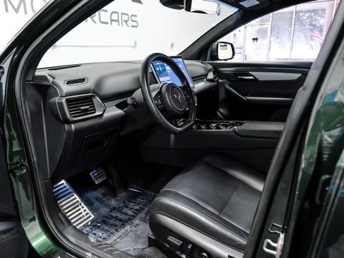 Used 2023 VinFast VF 8 Plus AWD/4WD image 3