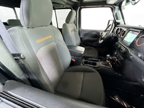 Used 2022 Jeep Gladiator Mojave w/ Cold Weather Group image 27