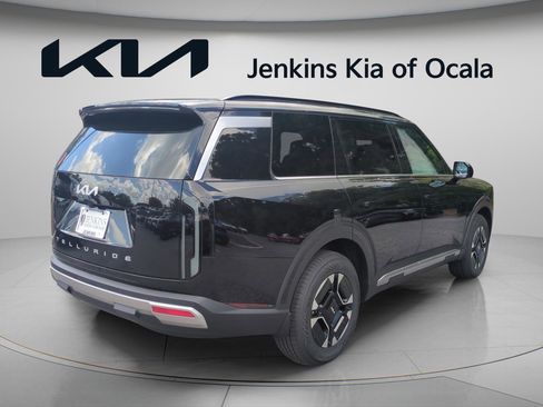 New 2027 Kia Telluride EX FWD image 3
