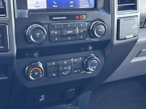 Used 2022 Ford F250 XLT image 16