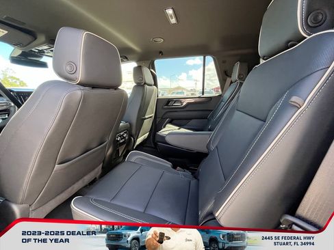 New 2026 GMC Yukon Elevation image 13