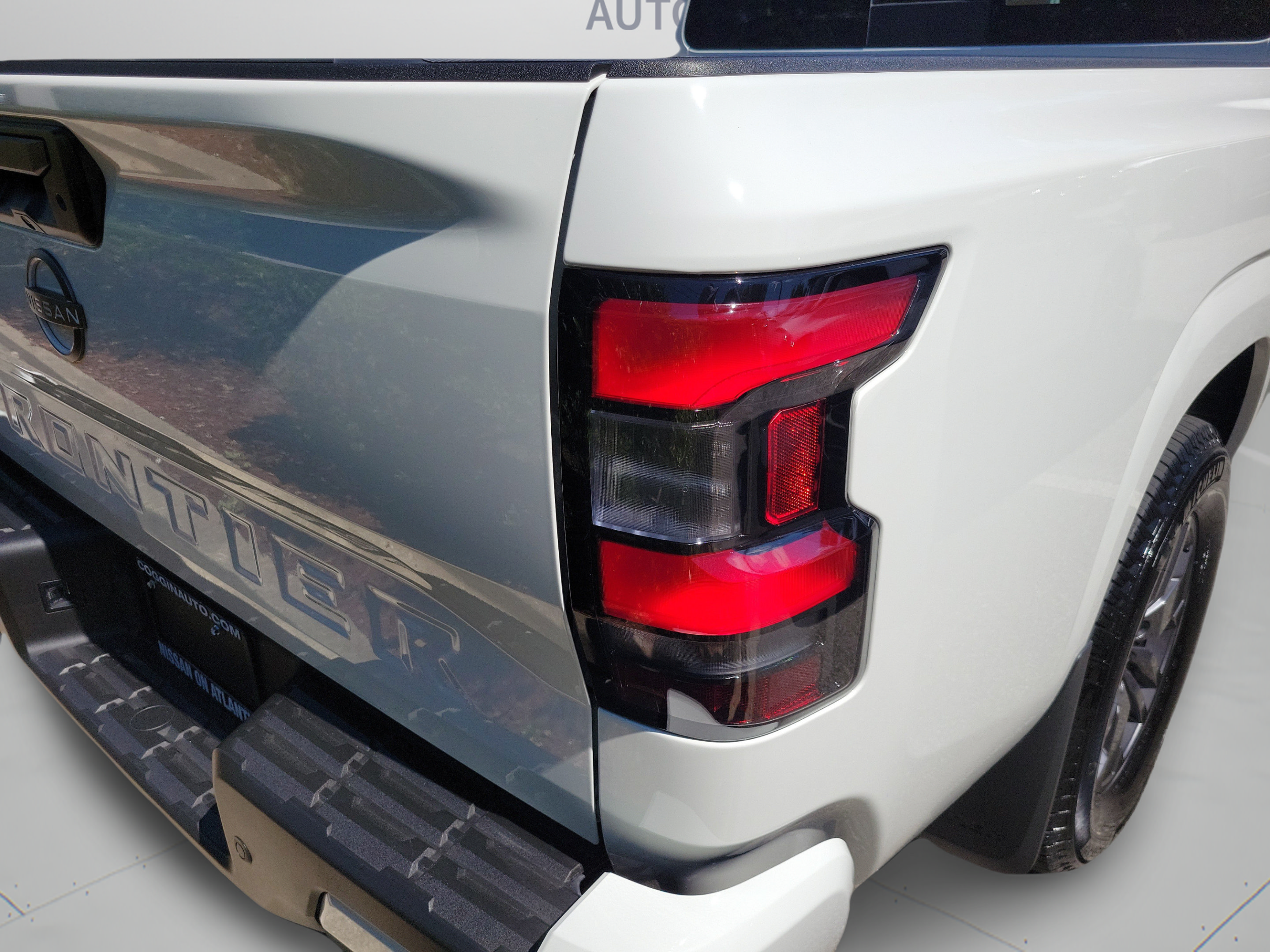 Used 2026 Nissan Frontier SV w/ All-Weather Content Package RWD image 22