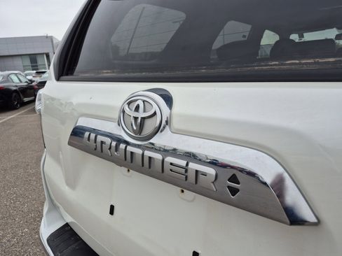 Used 2019 Toyota 4Runner Limited AWD/4WD image 21
