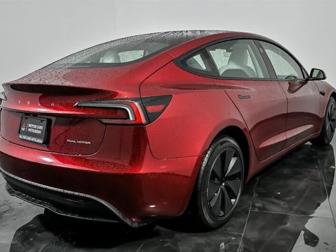 Used 2025 Tesla Model 3 Long Range AWD/4WD image 10