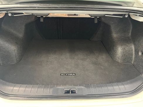 Used 2025 Nissan Altima 2.5 SR image 26