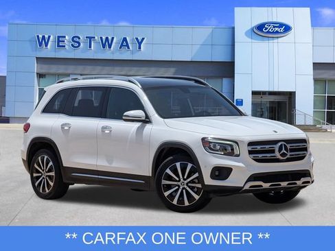 Used 2022 Mercedes-Benz GLB 250 image 1