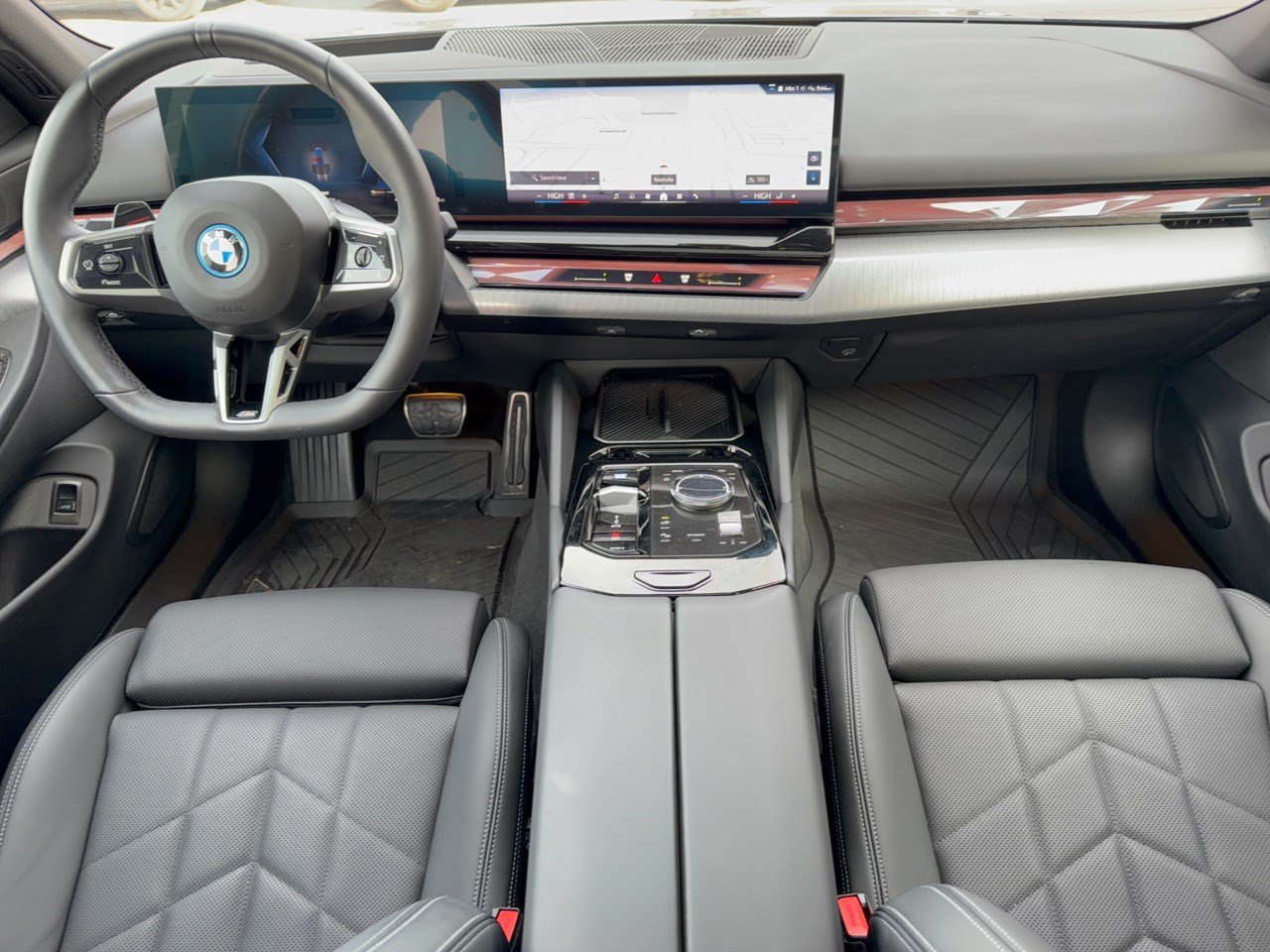 Certified 2026 BMW i5 eDrive40 RWD image 17