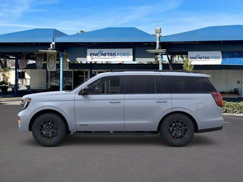 New 2026 Ford Expedition Tremor image 3