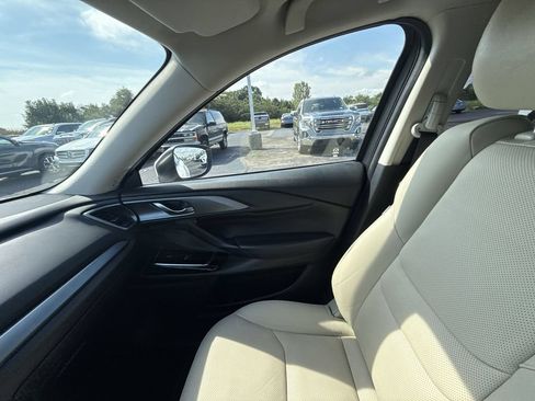 Used 2023 MAZDA CX-9 Touring Plus AWD/4WD image 15
