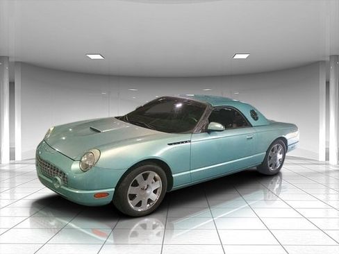 Used 2002 Ford Thunderbird Deluxe image 1