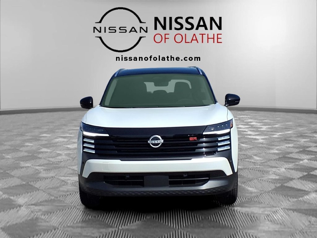 Used 2025 Nissan Kicks SR w/ SR Premium Package AWD/4WD image 31