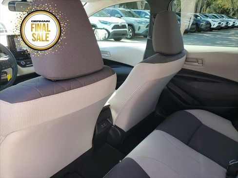 Certified 2025 Toyota Corolla LE image 18