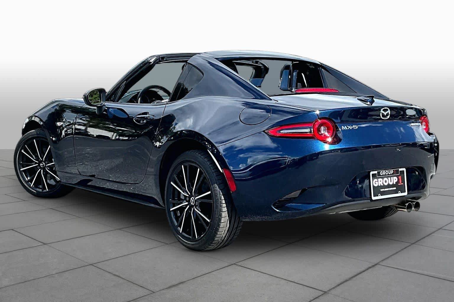 Used 2025 MAZDA MX-5 Miata RF Grand Touring RWD image 12