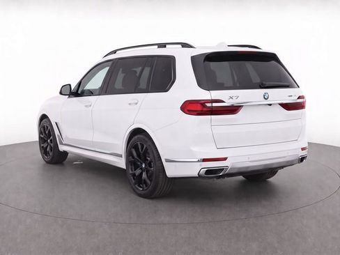 Used 2021 BMW X7 xDrive40i w/ Premium Package AWD/4WD image 4