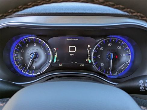 New 2026 Chrysler Pacifica Pinnacle image 30