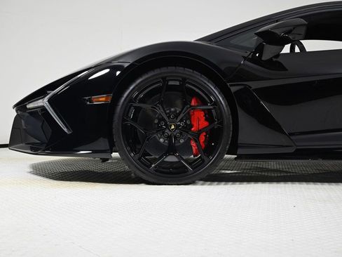 Used 2024 Lamborghini Revuelto image 34