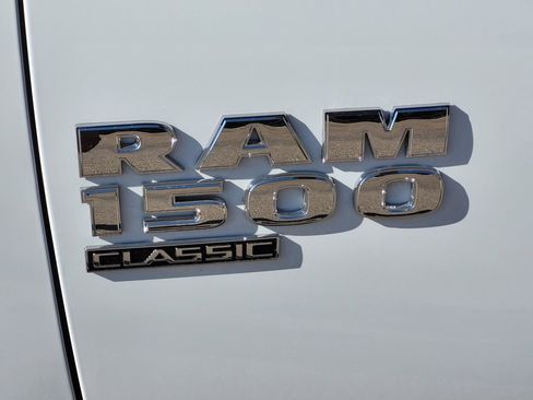 Used 2023 RAM 1500 Classic SLT w/ Electronics Group AWD/4WD image 11