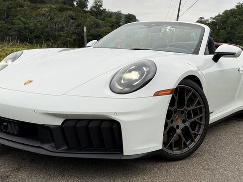 Used 2025 Porsche 911 Carrera RWD image 1