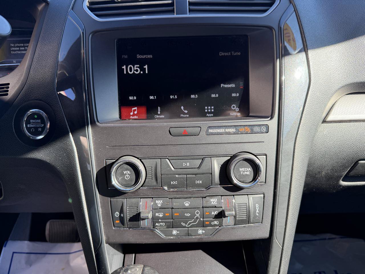 Used 2019 Ford Explorer XLT w/ Equipment Group 201A AWD/4WD image 33