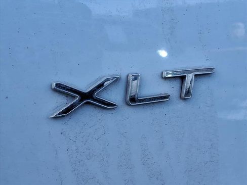 Used 2024 Ford Transit 350 XLT image 32