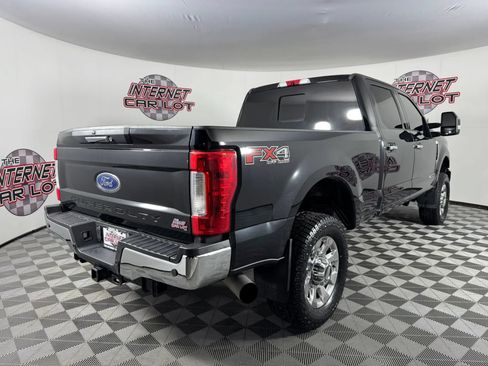 Used 2019 Ford F350 Lariat w/ Chrome Package AWD/4WD image 4