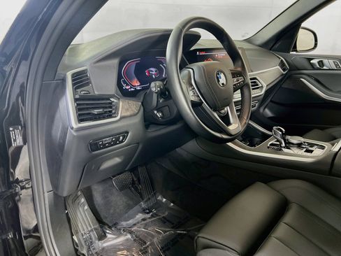 Used 2022 BMW X5 xDrive40i AWD/4WD image 9