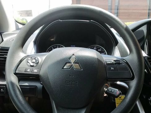 Used 2023 Mitsubishi Eclipse Cross ES AWD/4WD image 12