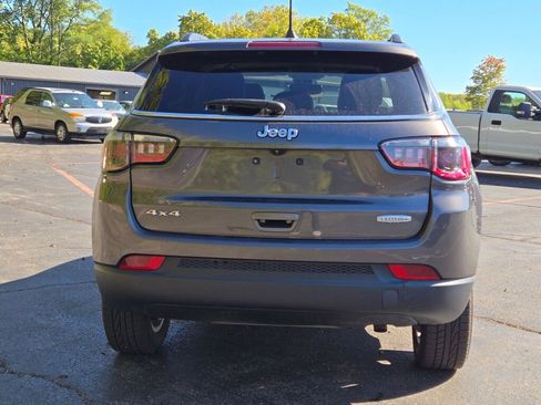 Used 2022 Jeep Compass Latitude w/ Convenience Group image 11