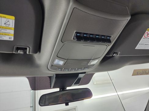 Used 2022 Ford F250 XL w/ STX Appearance Package image 12