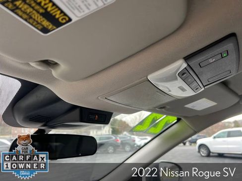 Used 2022 Nissan Rogue SV image 31